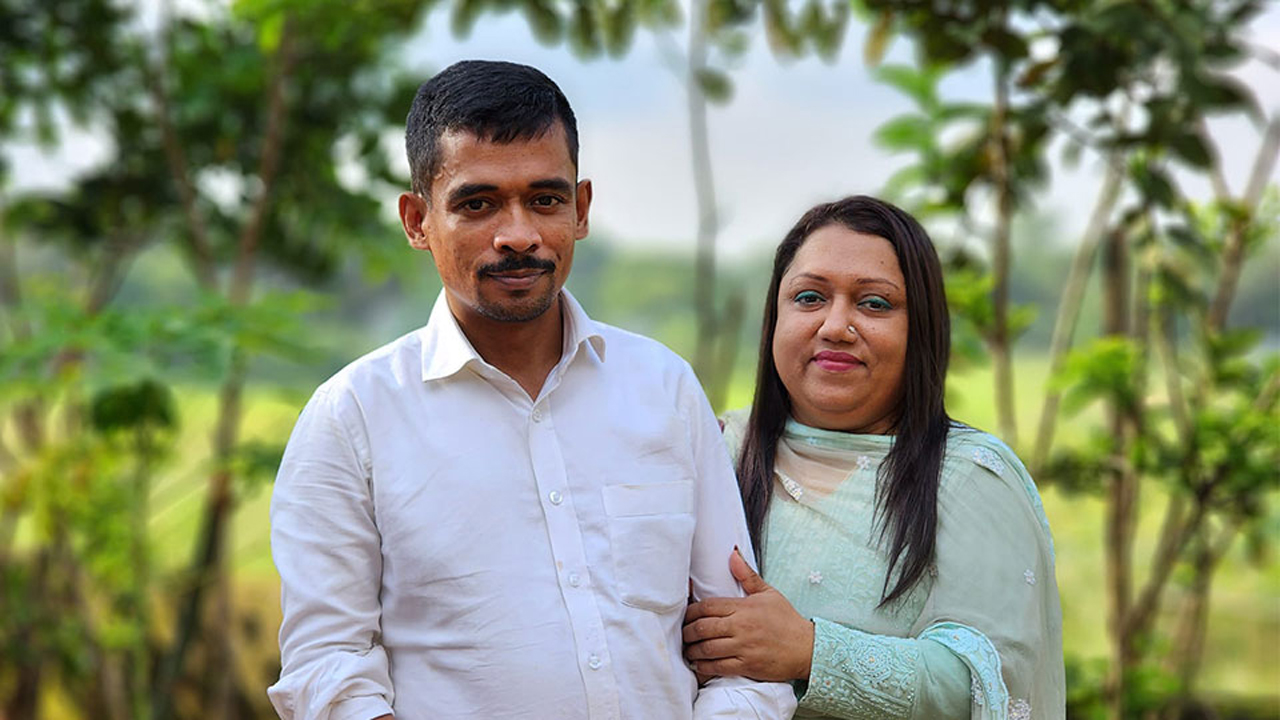 স্ত্রীসহ মিল্টন সমাদ্দার কারাগারে